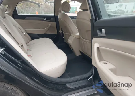 2017 Hyundai Sonata Sport z USA, uszkodzony, nr VIN 5NPE34AF3HH450196